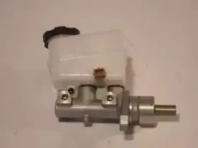 Главный тормозной цилиндр AISIN купить